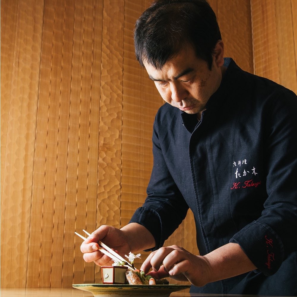 portrait-chef-takagi-1-min-1678845410.jpg