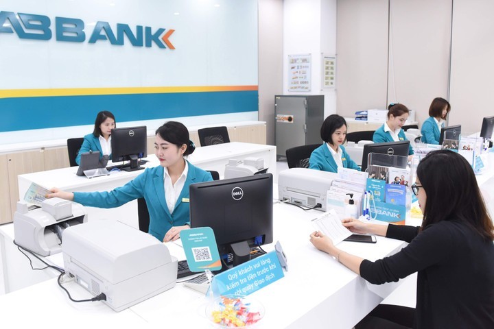 ngan-hang-abbank-kinh-doanh-the-nao-khi-no-xau-den-3102-ty-dong-1717550050.jpg