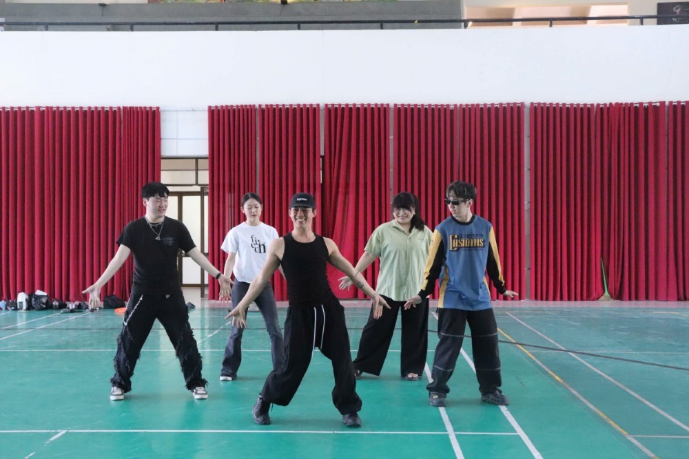 1746029418-bitgoeul-dancer-h-n-qu-c-4-1746098565.jpg