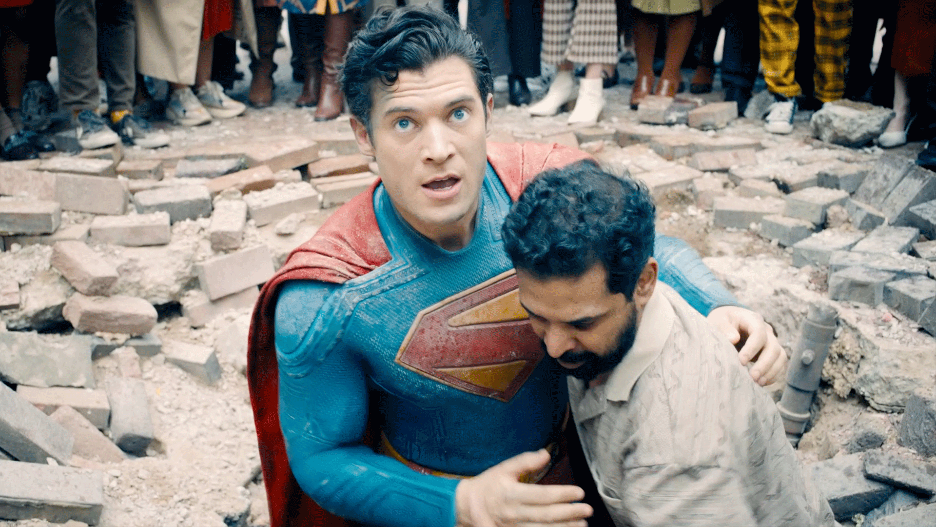 superman-official-trailer-28kj-1747284637.png