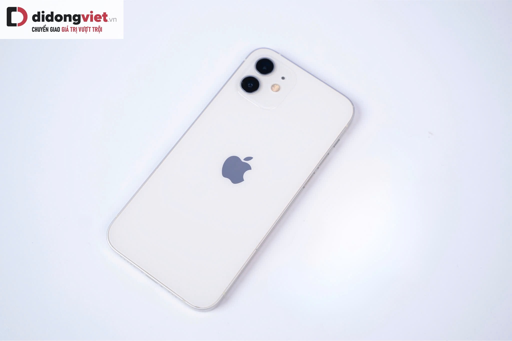 iphone-12-cu-1748491189.jpg