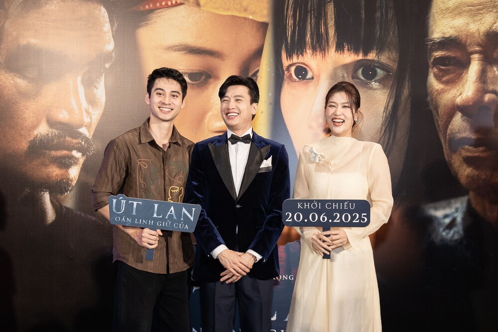 1750215483-nam-v-ng-tu-n-ng-c-v-hoa-h-u-thi-n-n-ch-c-m-ng-qu-c-tr-ng-1750303557.jpg