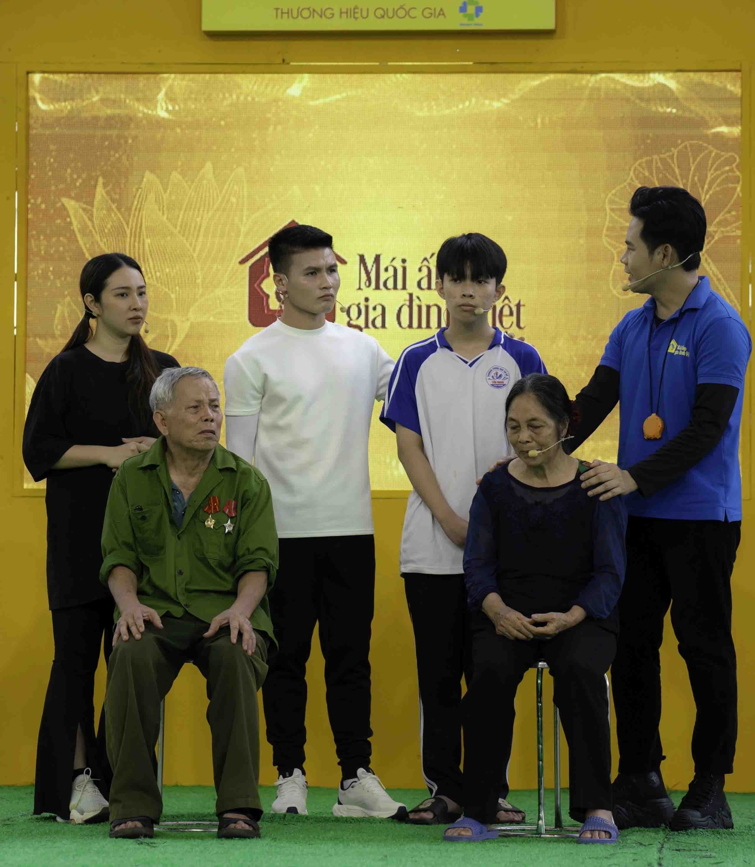1gia-dinh-em-gia-huy-9-1751525410537883745250-1751531303.jpg