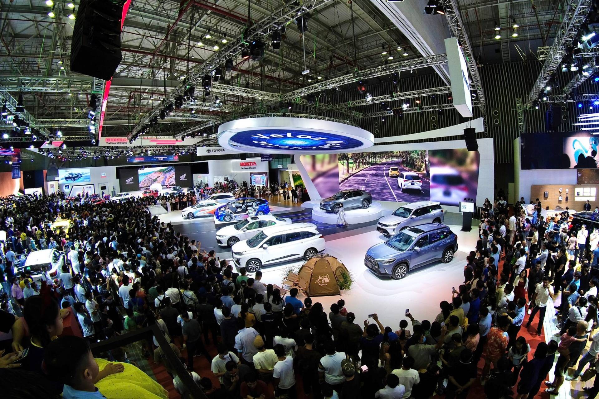 vietnam-motor-show-2024-1056-1754960283.jpg