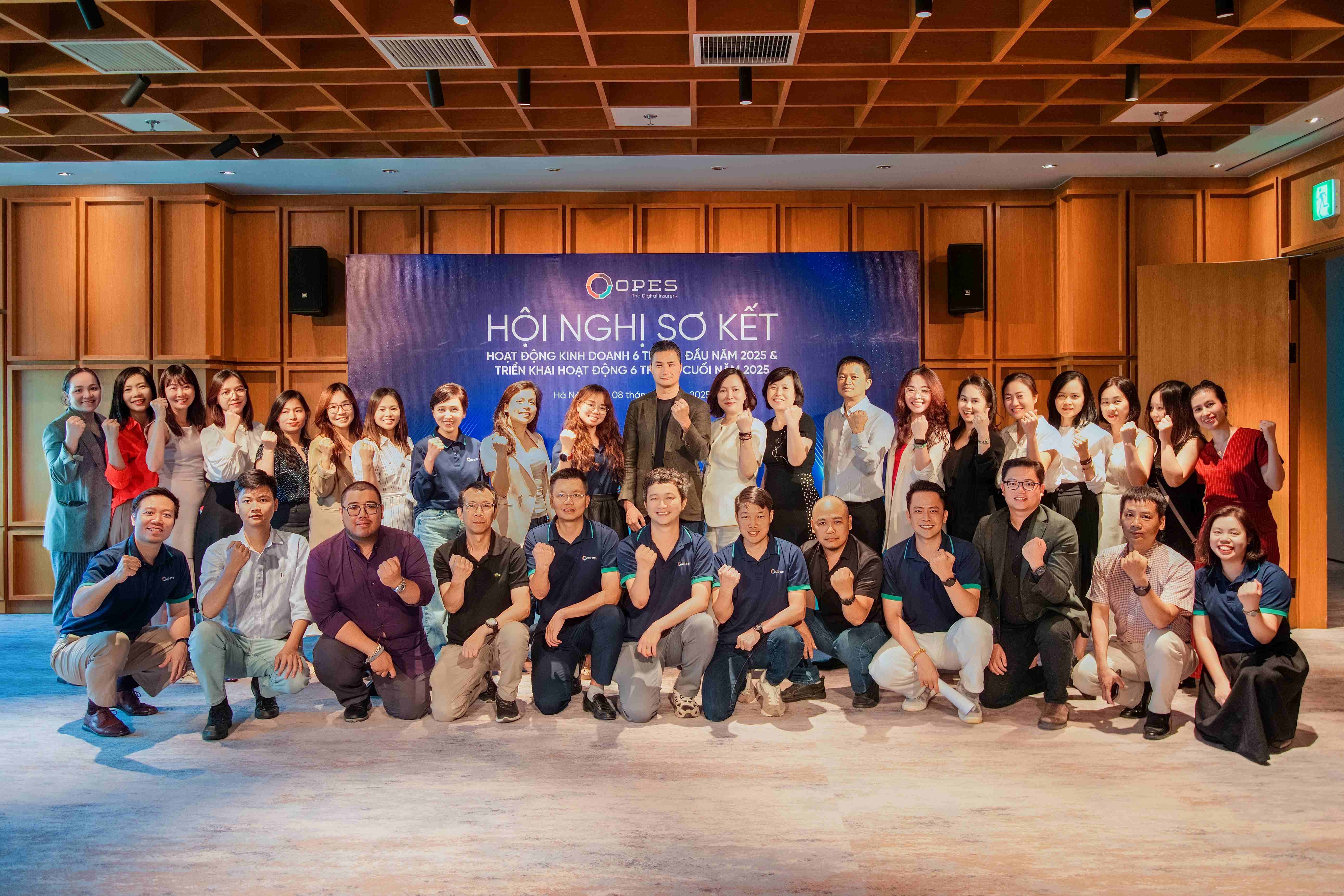 hoi-nghi-so-ket-h1-anh-1-1755676503.jpg