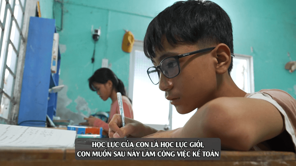 1756354948-2-em-phan-nguy-n-xu-n-duy-1-1756428277.png