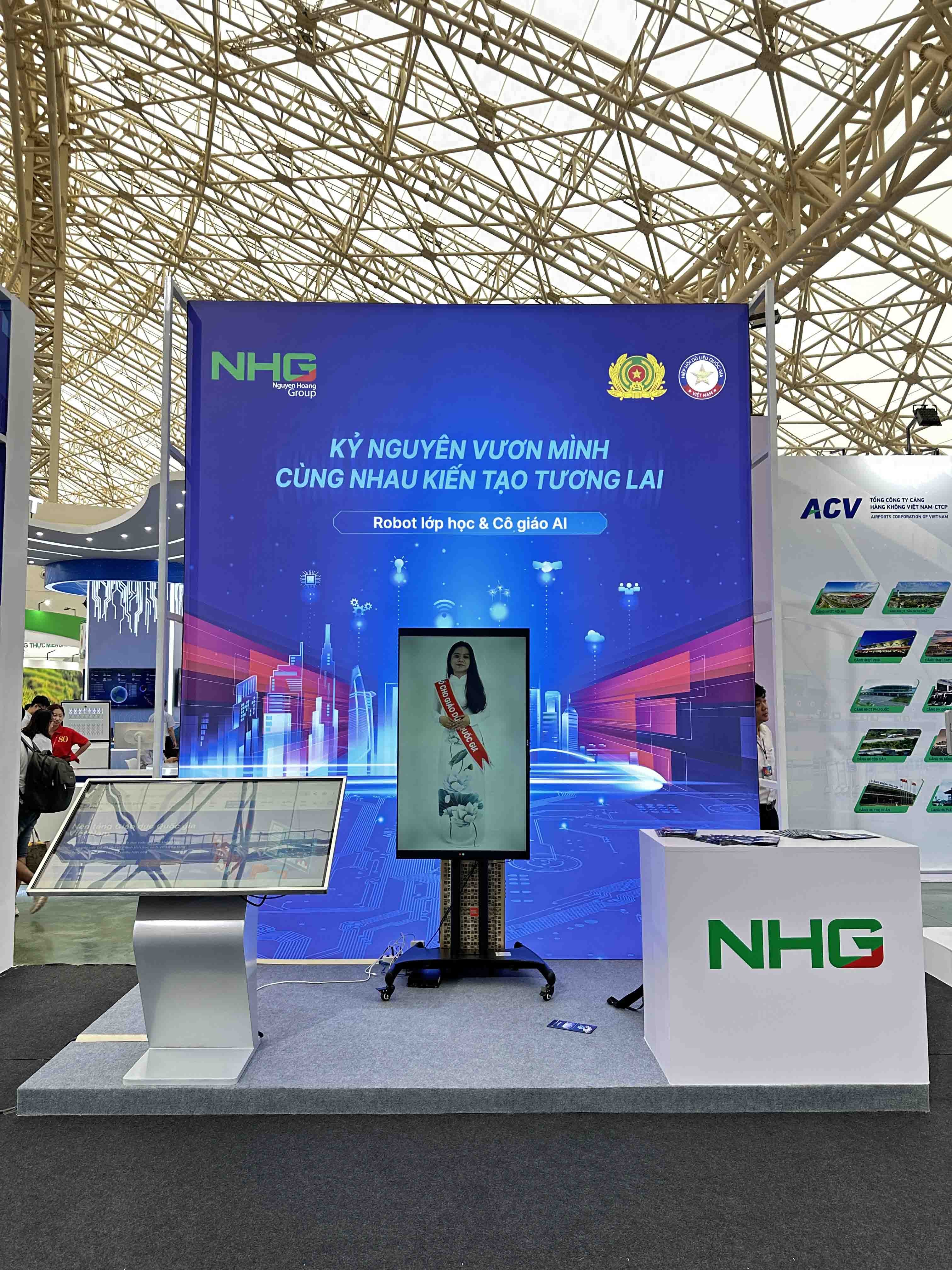 cac-giai-phap-cong-nghe-giao-duc-cua-tap-doan-nguyen-hoang-duoc-gioi-thieu-tai-trien-lam-1756474694.jpg