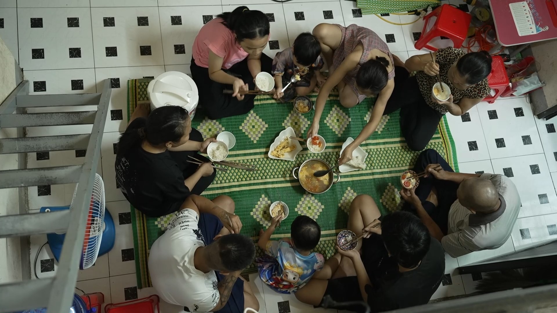 1-gia-dinh-em-quynh-chi-120250910125435-1757560419.jpg