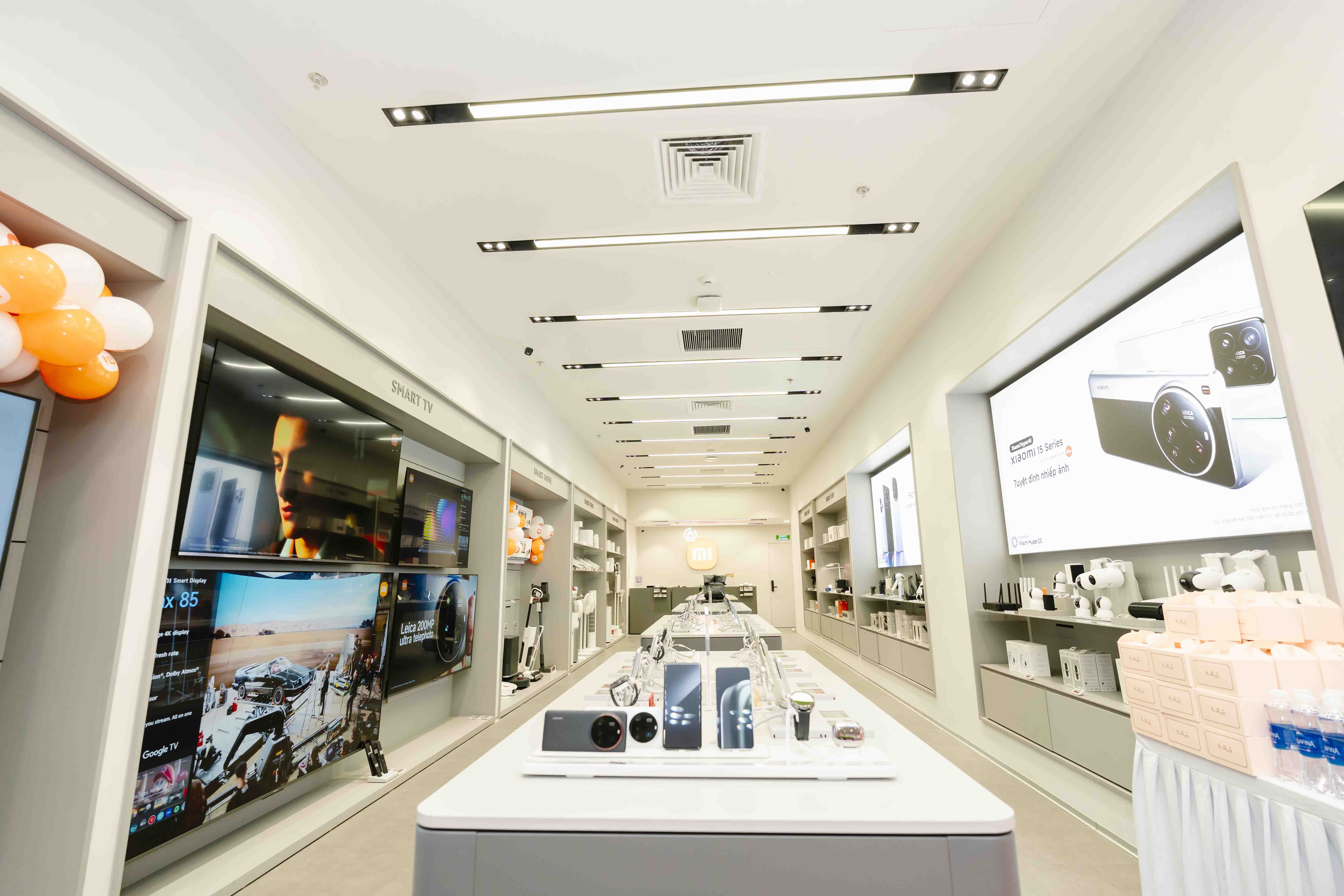 xiaomi-1st-store-1758328874.jpg