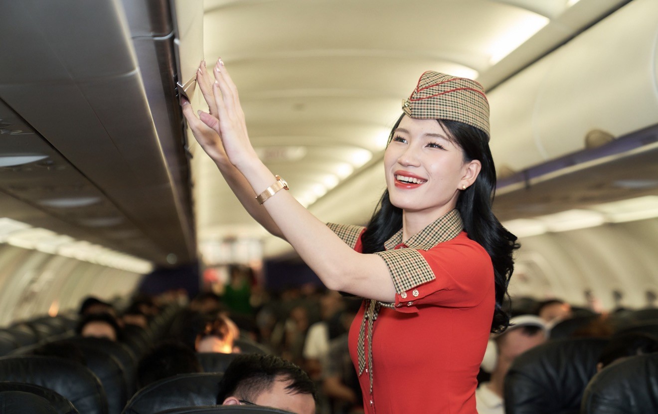 tiep-vien-hang-khong-vietjet-1777968559.jpg