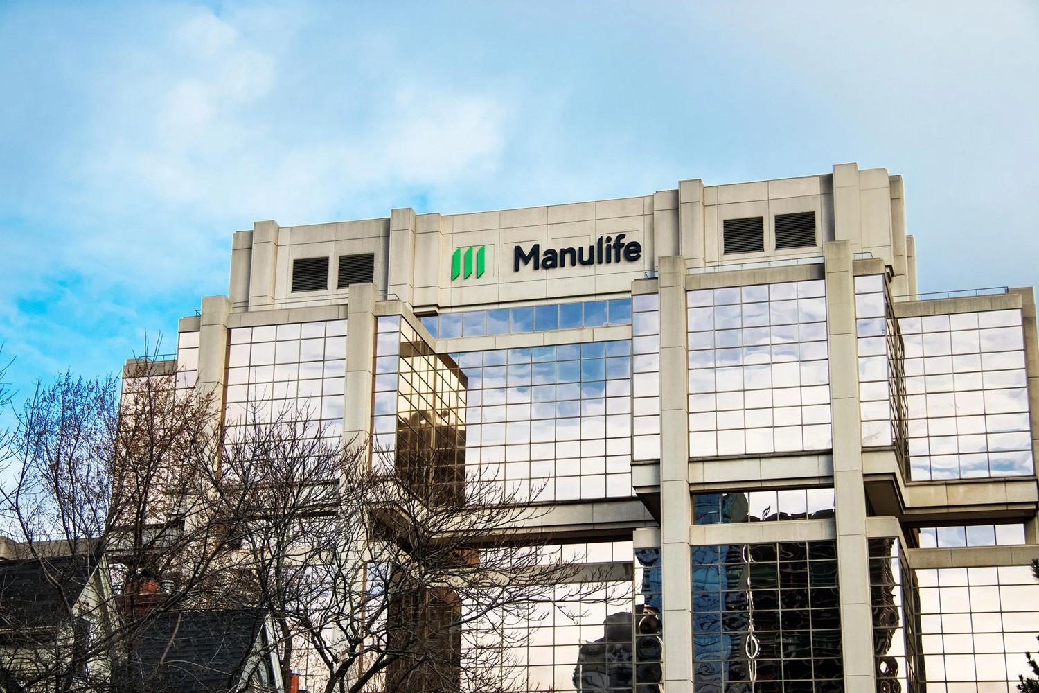 tru-so-cua-tap-doan-manulife-tai-toronto-canada-3-1782112061.jpg