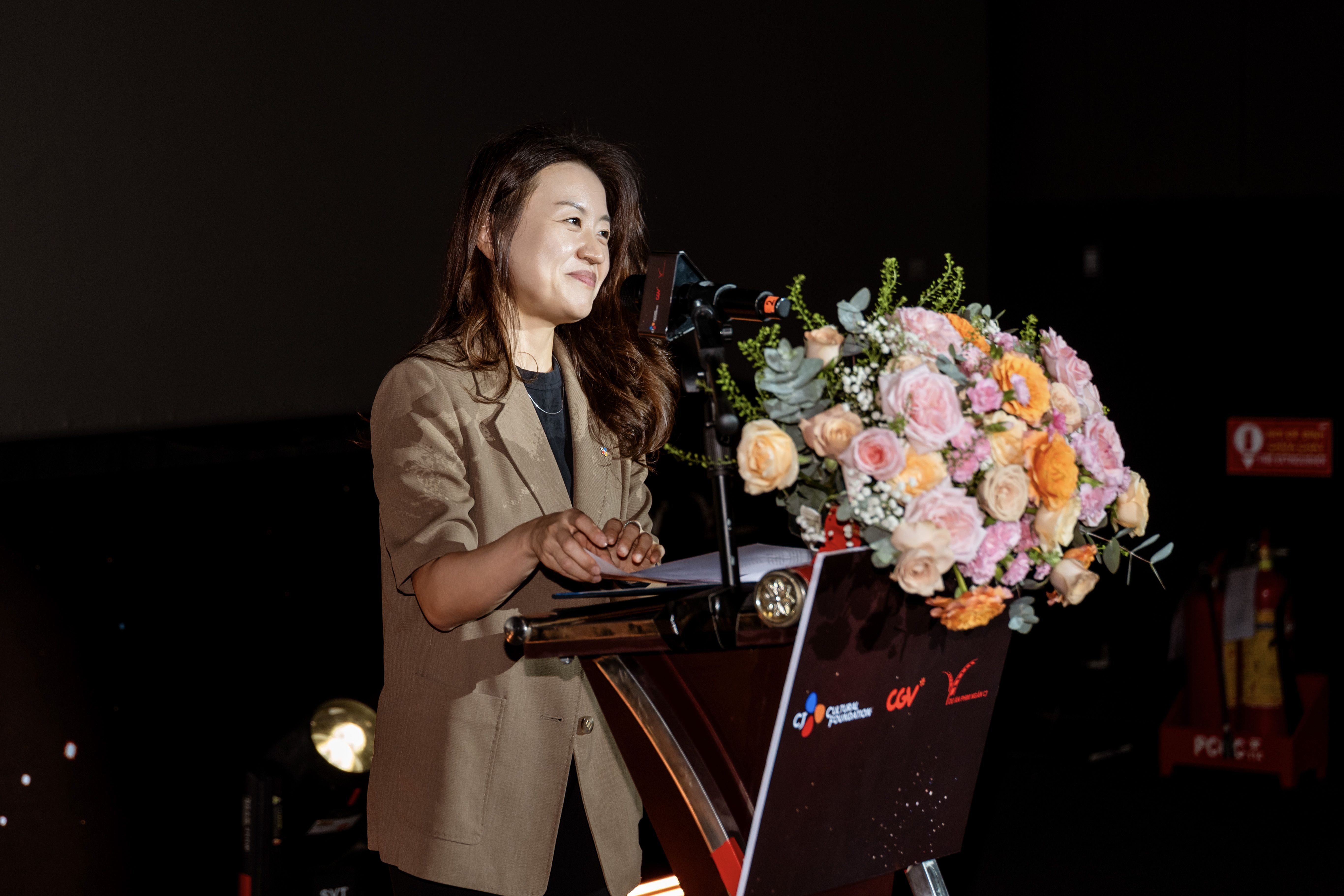 7-ba-jeong-jiyoung-tong-giam-doc-cj-cgv-viet-nam-anh-cgv-1783641563.jpg