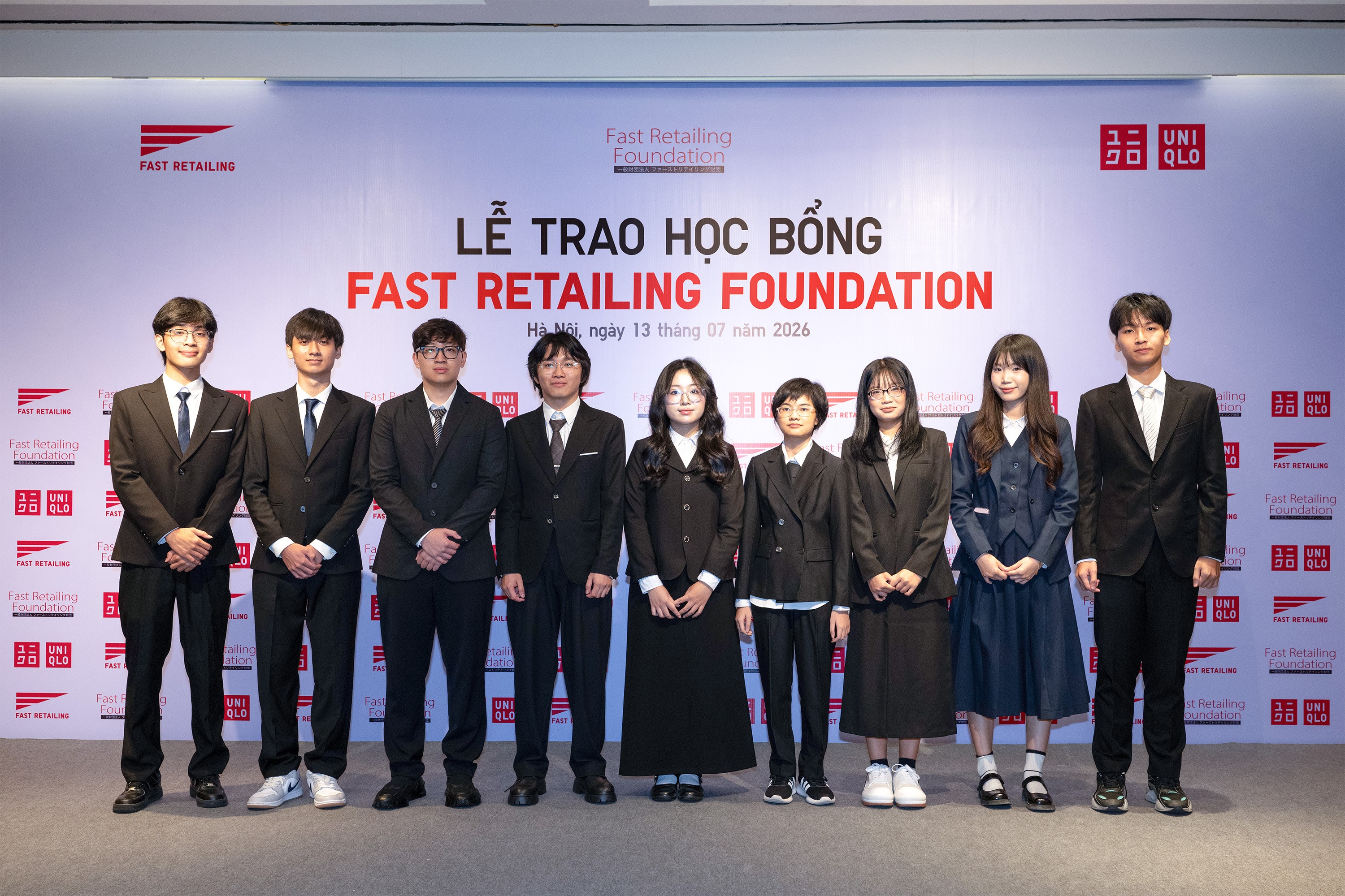 9-em-hoc-sinh-uu-tu-nhan-hoc-bong-cua-quy-fast-retailing-nam-2026-1784274415.jpg