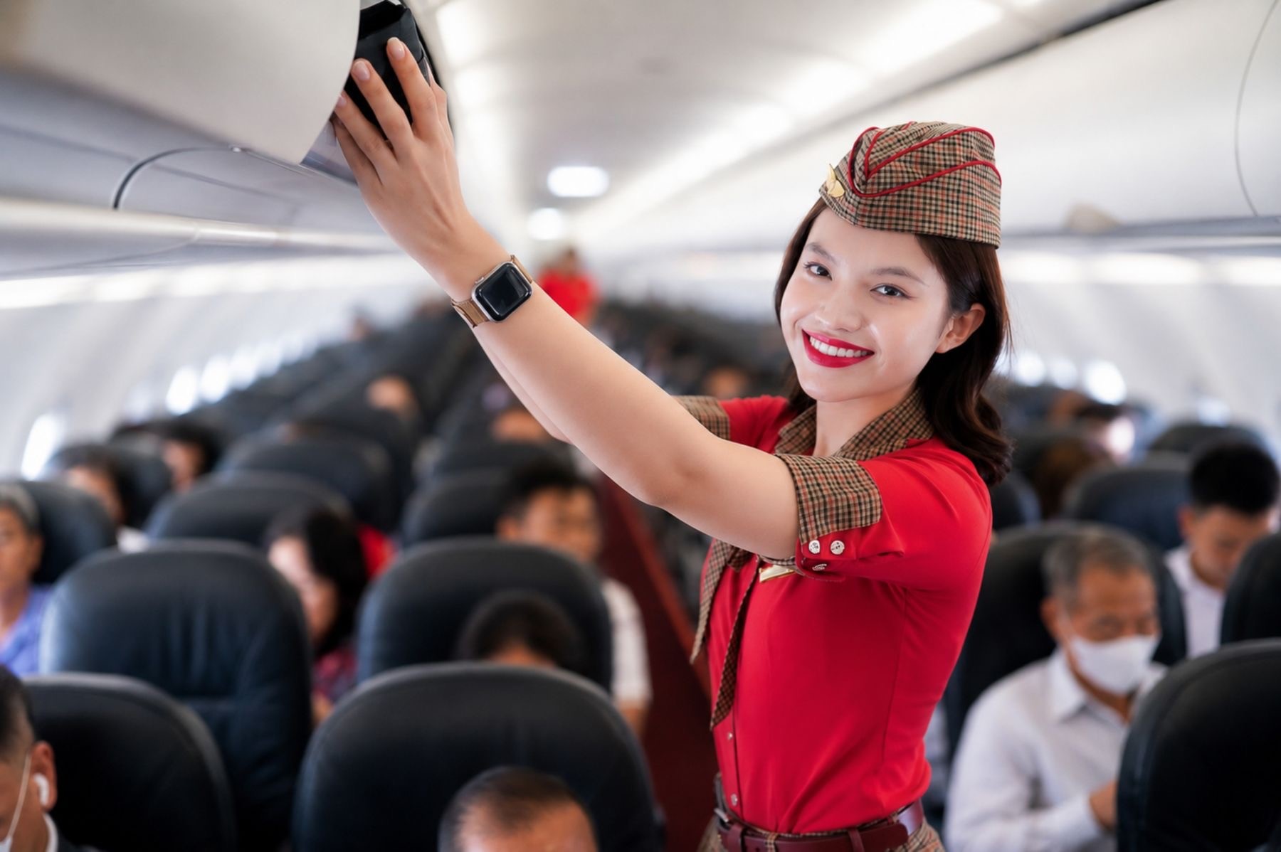tiep-vien-hang-khong-vietjet-1785545655.jpg