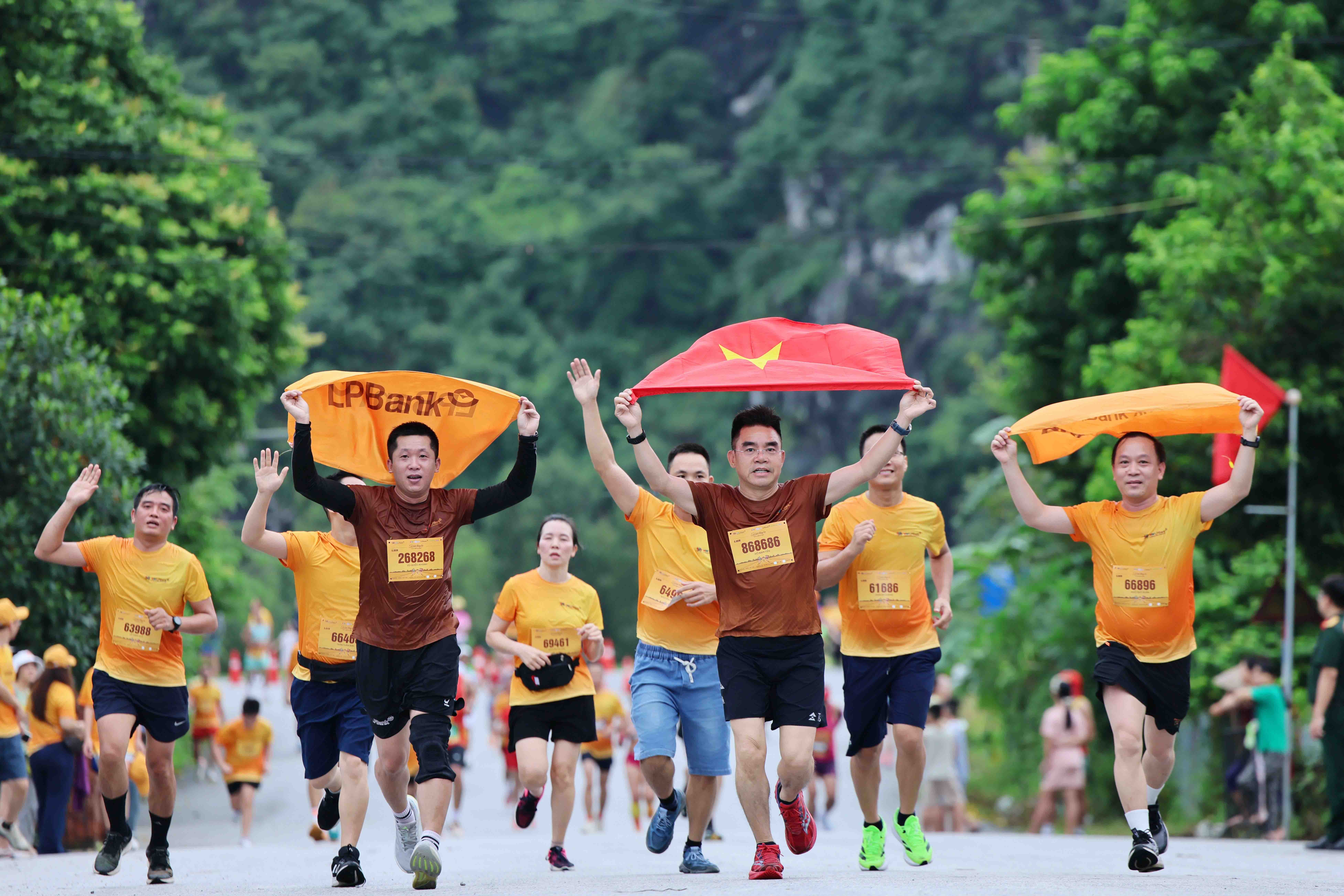 marathon-vtv-lpbank-3-1788409133.jpg