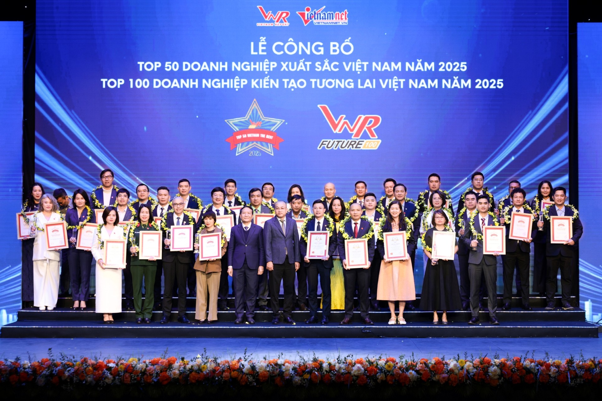 lpbank-top-50-anh-2-2-1790657942.jpg