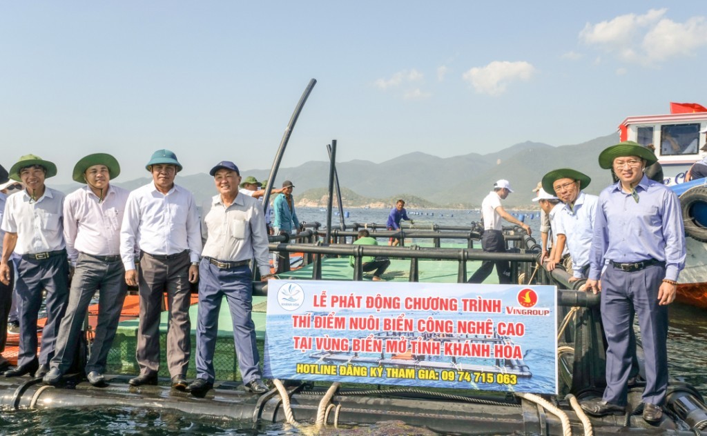 chuong-trinh-lap-dat-long-hdpe-ho-tro-ngu-dan-tai-khanh-hoa-trien-khai-nuoi-bien-xa-bo-1791899238.jpg