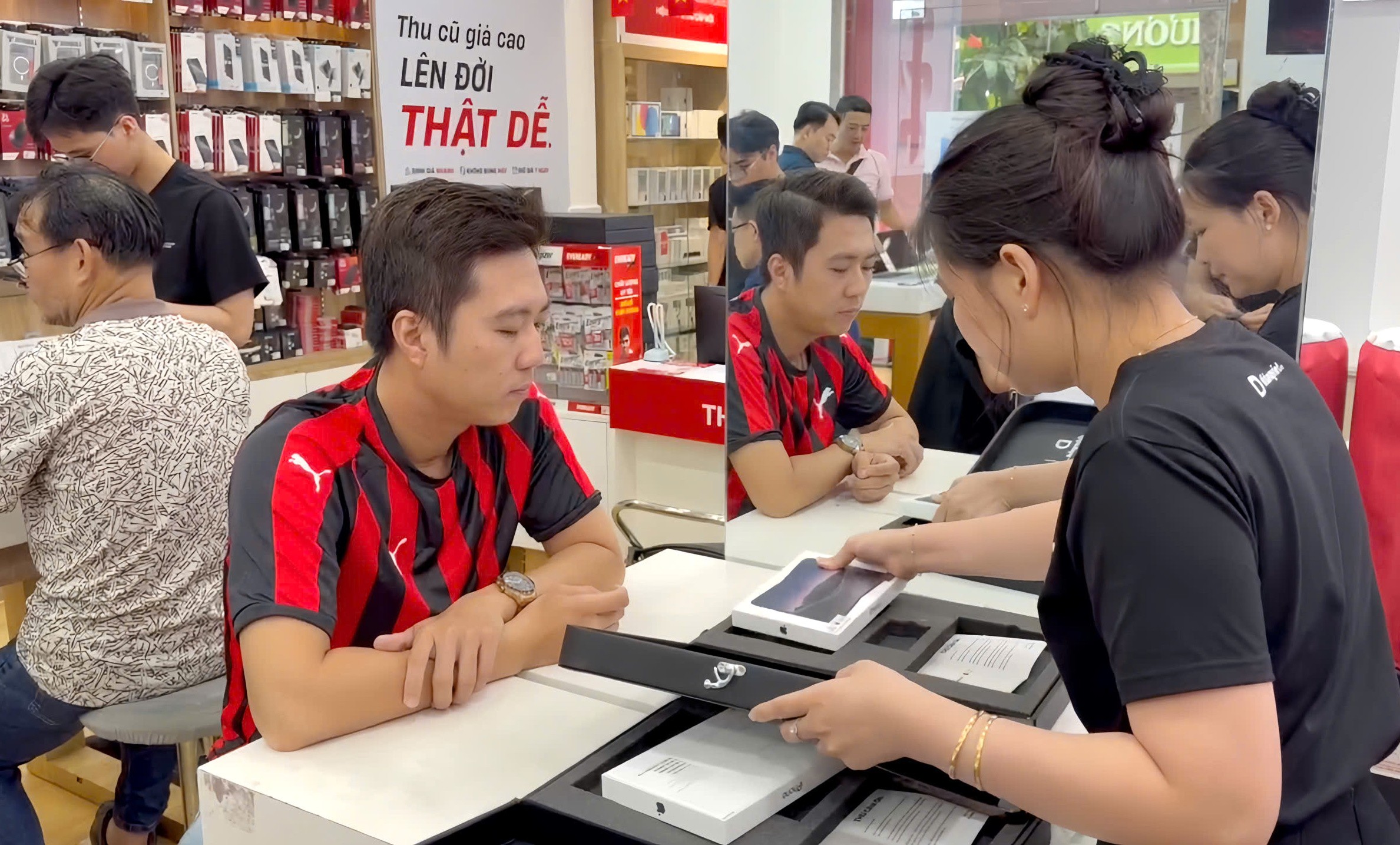 shop-3-1792745944.jpg