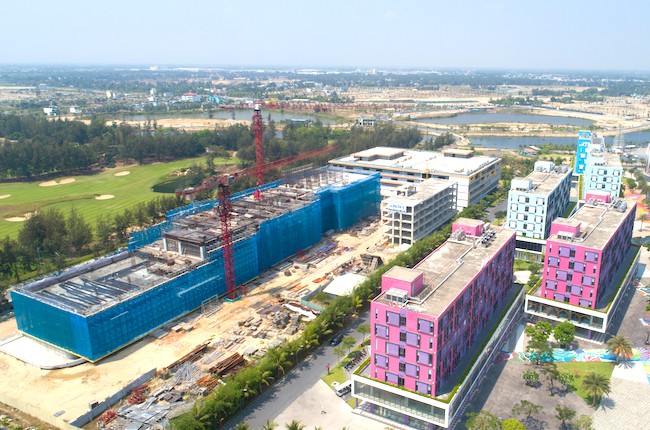 Siêu dự án Cocobay ‘vỡ trận’, condotel lộ bài loạt đại gia giật mình