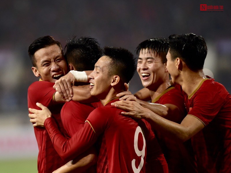 Thể thao - Tiến Linh lập siêu phẩm đánh bại UAE, Việt Nam giành ngôi đầu bảng từ Thái Lan (Hình 3).