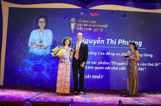 Cô giáo dạy học trò khiếm thính trở thành Đại sứ E-Learning Việt Nam - Ảnh 1.