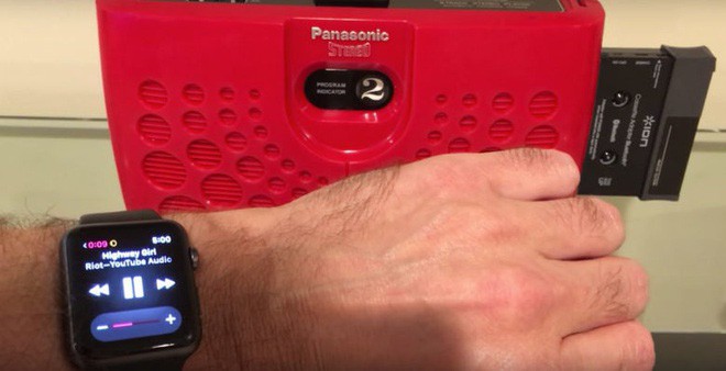 Sử dụng iPhone và Apple Watch hồi sinh đồ công nghệ cổ - Ảnh 6.