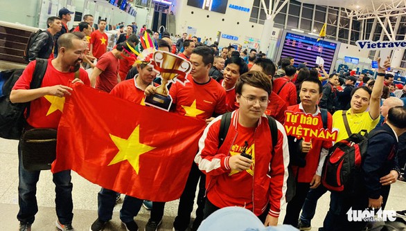 Vietnam Airlines tăng 6 chuyến đến Philippines tiếp lửa U22 Việt Nam - Ảnh 1.