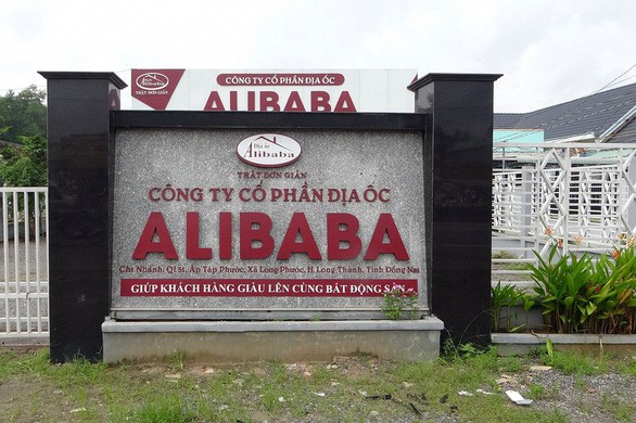 Xử lý nghiêm những ai tiếp tay Alibaba phân lô bán nền - Ảnh 1.