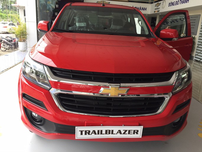 Thị trường ôtô xôn xao khi Chevrolet Trailblazer giảm gần 400 triệu đồng - Ảnh 1.