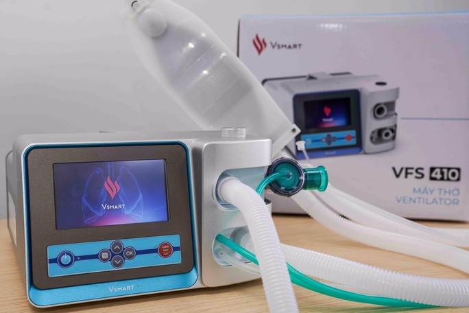 Hai mẫu máy thở do Vingroup sản xuất sắp ra thị trường - Ảnh 1.