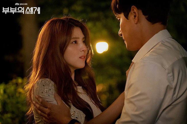 Phim ngoại tình 19+ Thế giới hôn nhân gây sốt ở Hàn Quốc - Ảnh 3.