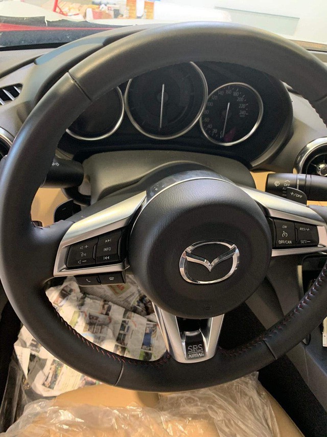 Xế độc Mazda MX-5 2020 chuẩn bị về Việt Nam: Giá ngang Mercedes C-Class, dẫn động cầu sau - Ảnh 7.