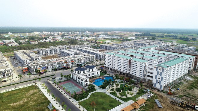 Nhà cho người nghèo như “hình chạy theo bóng”