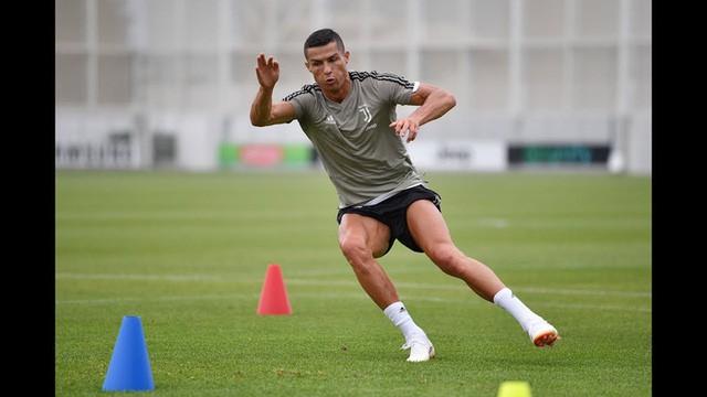 Ronaldo và bí kíp luyện công mới để vẫn là vua tốc độ ở tuổi 35 - Ảnh 2.