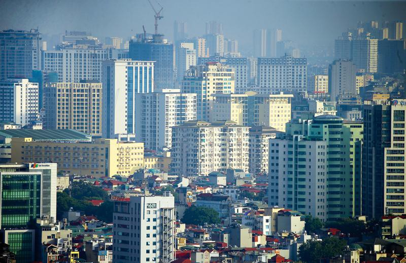 Trước khi quyết định mua sản phẩm bất động sản, người mua cần xác định rõ tính pháp lý của lô đất và hồ sơ Dự án, cũng như năng lực và hồ sơ pháp lý của chủ đầu tư. Ảnh: Đ.T