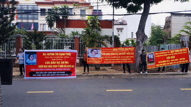 Bà Huỳnh Thị Hạnh Phúc bị khởi tố vụ án liên quan đến hành vi "lừa đảo chiếm đoạt tài sản" /// Ảnh: Đình Sơn