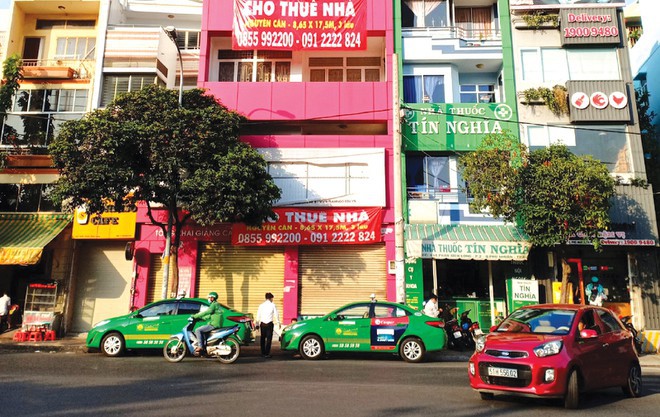 Hậu Covid-19, nhà phố mặt tiền đua nhau rao bán