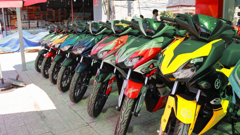 Honda Winner X rớt giá thảm sau một năm ra mắt - Ảnh 1. Honda Winner X rớt giá thảm sau một năm ra mắt - Ảnh 1.