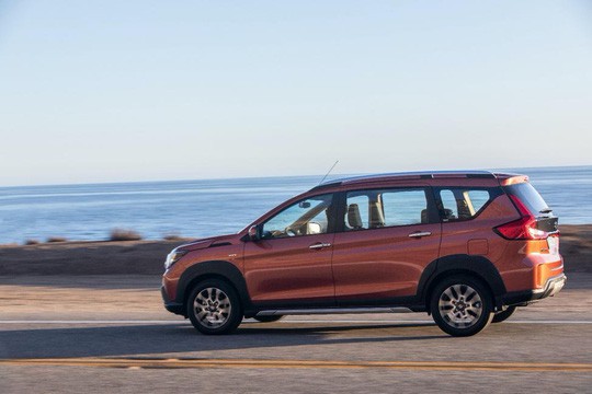 Suzuki XL7 hoàn toàn mới có gì hấp dẫn? - Ảnh 2. Suzuki XL7 hoàn toàn mới có gì hấp dẫn? - Ảnh 2.