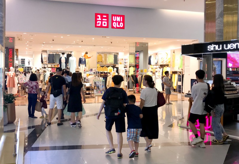 Uniqlo muốn hợp tác với quản lí thị trường để diệt hàng giả, hàng nhái tại Việt Nam - Ảnh 2.