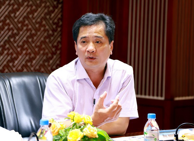 Covid-19 bùng phát, phía trước là rủi ro hay cơ hội?