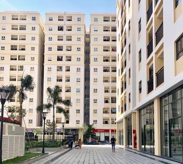 Dịch bệnh tái bùng phát đã khiến không ít người “đuối” trong thanh toán