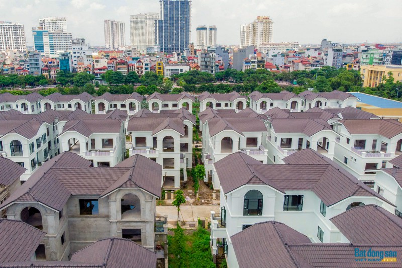 Reatimes_3.png, Dự án 44 căn biệt thự bỏ hoang, làng Đoàn kết