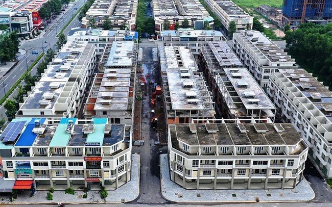 Nguy cơ “mắc kẹt” bất động sản ở Bình Dương Nguy cơ “mắc kẹt” bất động sản ở Bình Dương