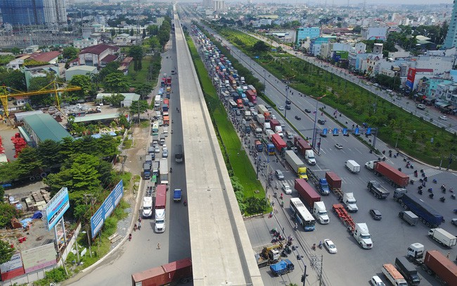 UBND Tp.HCM chỉ đạo đẩy nhanh các dự án giao thông trọng điểm UBND Tp.HCM chỉ đạo đẩy nhanh các dự án giao thông trọng điểm