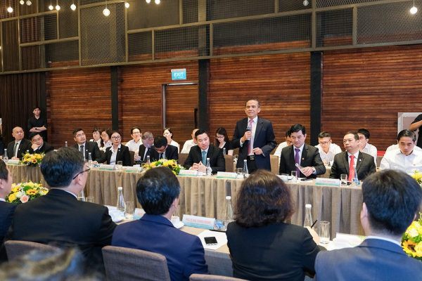 Ông Lê Hoàng Châu – Chủ tịch Hiệp hội BĐS TP.HCM góp ý trong phiên thảo luận hợp tác