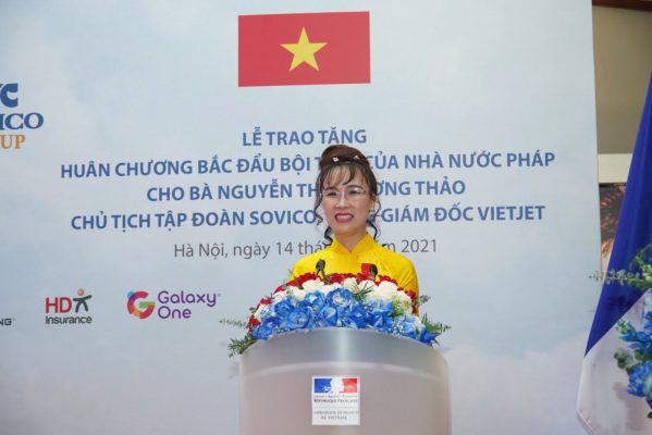  Bà Nguyễn Thị Phương Thảo phát biểu cảm ơn trân trọng khi đón nhận Huân chương Bắc đẩu Bội tinh