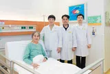 Làm chủ kỹ thuật khó trong không gian vài milimet, cứu sống bệnh nhân 73 tuổi có khối máu tụ nguy hiểm ở não