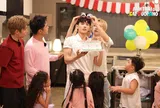 'Anh trai và cái đuôi nhỏ': Anh trai Isaac 'quay về tuổi thơ' với bữa tiệc sinh nhật bất ngờ
