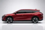 Người dùng Việt nói về VF 8 thế hệ mới: Nâng cấp toàn diện từ khoang lái tới vận hành